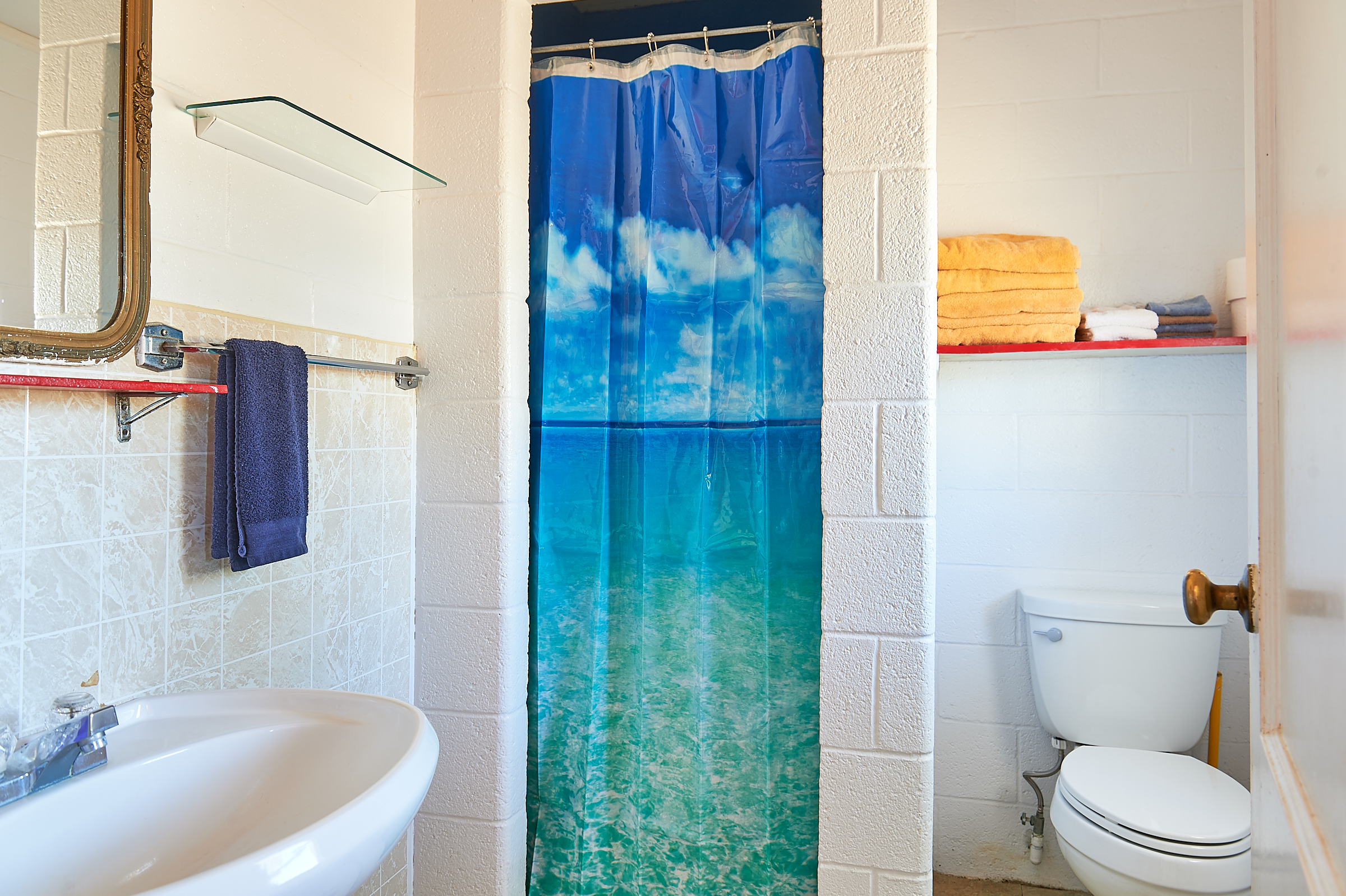 Enchanted Rock Cabin Shower